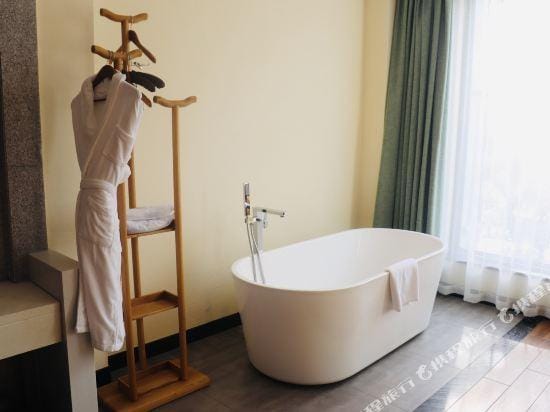 Thousand Island Lake Seclusive Hotel Hotel in Hangzhou