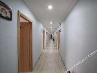 Pebble Motel Hotel in Hangzhou