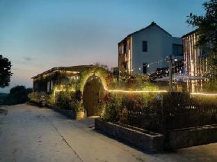 Sanshan Island Xiangdao Homestay Hotel in Suzhou