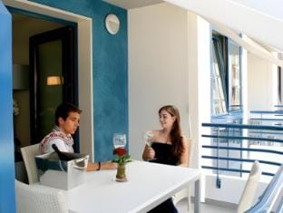 Lacroma Aparthotel Hotel in Grado