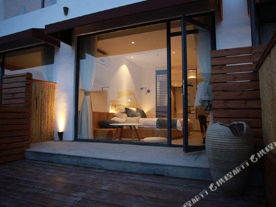 Wutong Banshan Hostel Hotel in Suzhou