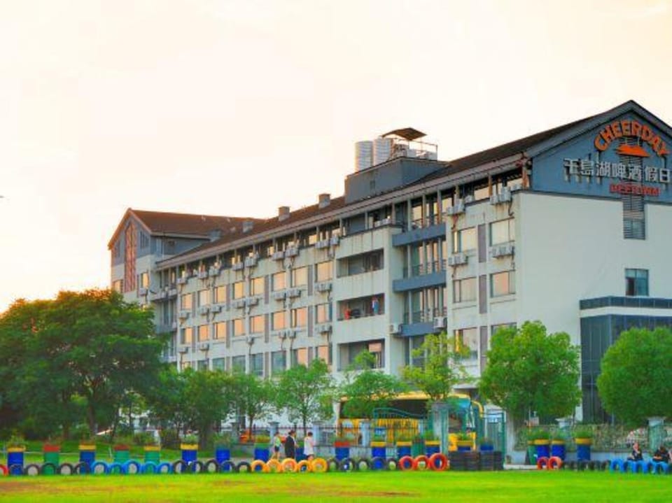 Beer Holiday Hotel Hotel in Hangzhou