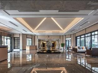Hangzhouyuxiang Lake Health Resort Hotel in Hangzhou