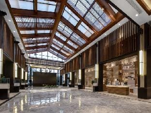 Hangzhouyuxiang Lake Health Resort Hotel in Hangzhou