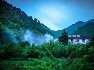 Tianmushan Old Lady Villa Hotel in Hangzhou