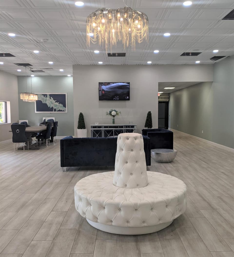Opal Hotel and Suites - Adults Only Hotel in Altamonte Springs