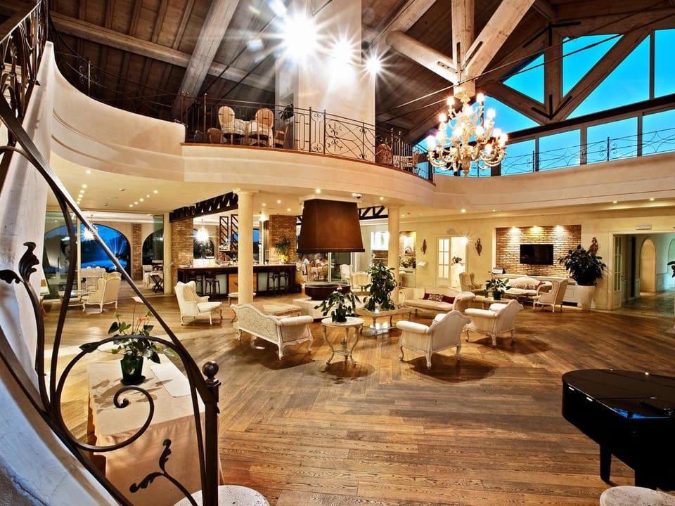 Bar/lounge