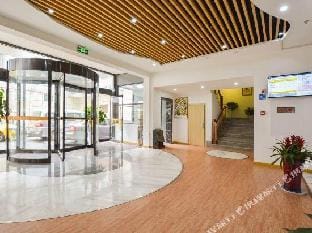 Yilai Hotel (Nanjing Railway Station North Square Branch) Hotel in Nanjing