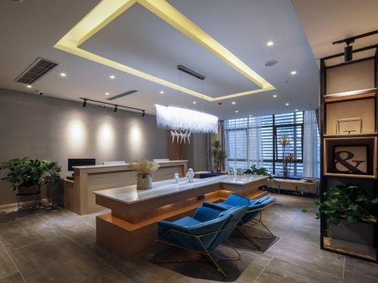 Yi She Hotel in China