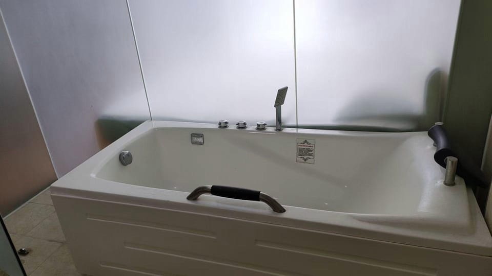 Junyue Hotel Hotel in China