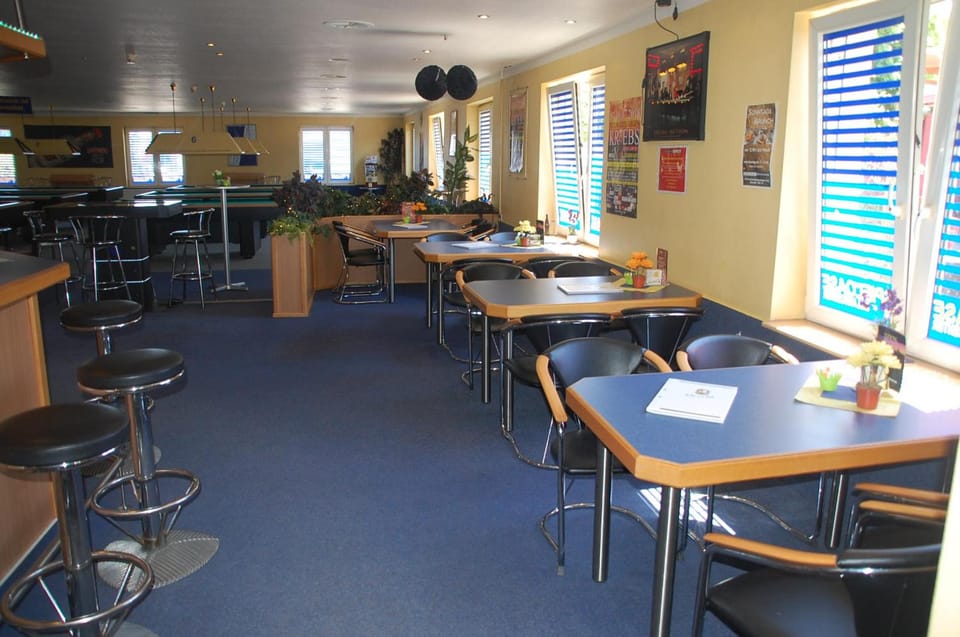 Bar/lounge