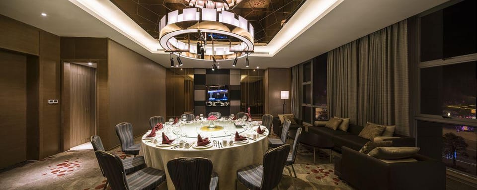 Chongqing Baolong Yiyue Selected Hotel (Hechuan Baolong Plaza Branch) Hotel in China