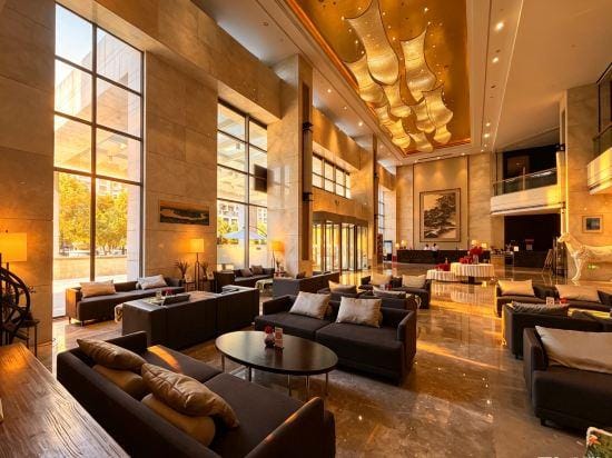 Chongqing Baolong Yiyue Selected Hotel (Hechuan Baolong Plaza Branch) Hotel in China