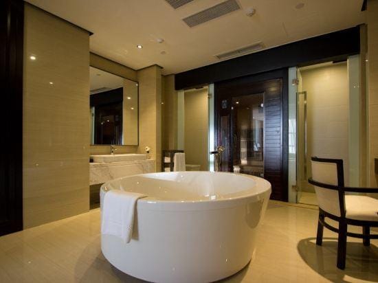 Beautisson Hotel （Liangjiang Love Square store） Hotel in China
