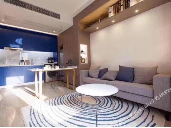 Cheng Apartment Hotel in Shanghai