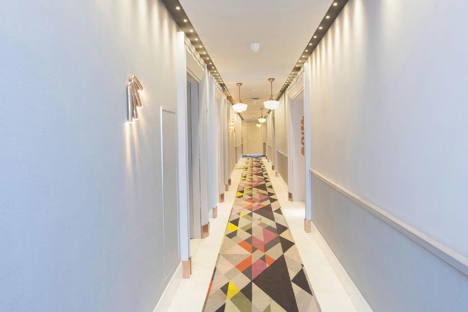 Is Styles Hotel (Shanghai Hongqiao Hechuan Road Store) Hotel in Shanghai