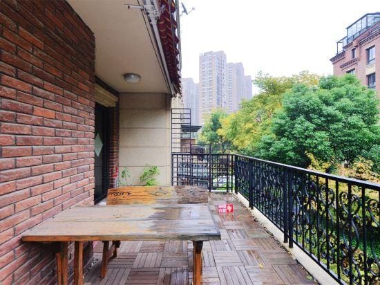 Dongliyuan Youth Hostel Hotel in Shanghai