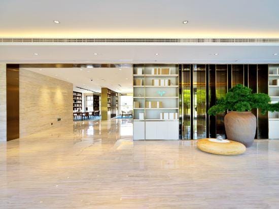 Easy Go Inn (Shanghai Hangtou Hunan Highway Store) Hotel in Shanghai
