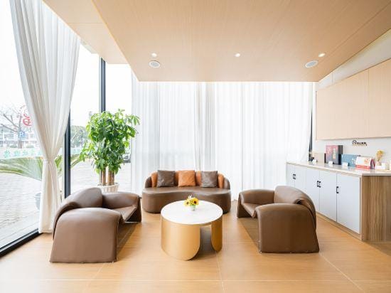 Maidian Hotel (National Convention and Exhibition Center Store Hongqiao Hub) Hotel in Shanghai