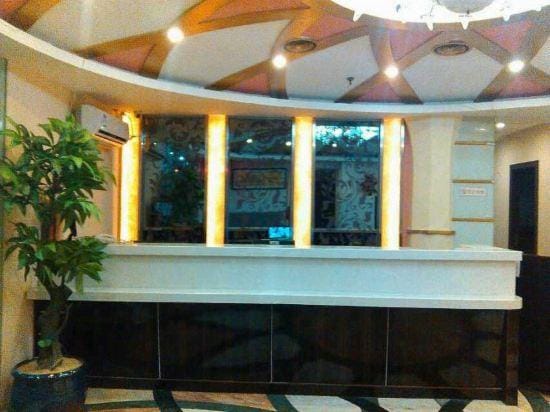 Jitai Chain Hotel Shanghai Waitan Hotel in Shanghai