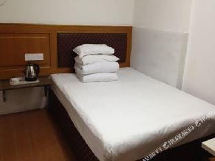 Lvdao Hostel Hotel in Shanghai