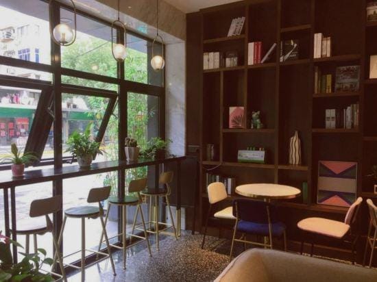 Qianggie Hotel Shanghai Hongqiao Tianshan Store Road Branch Hotel in Shanghai