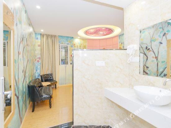 Minlong Holiday Hostel Hotel in Shanghai