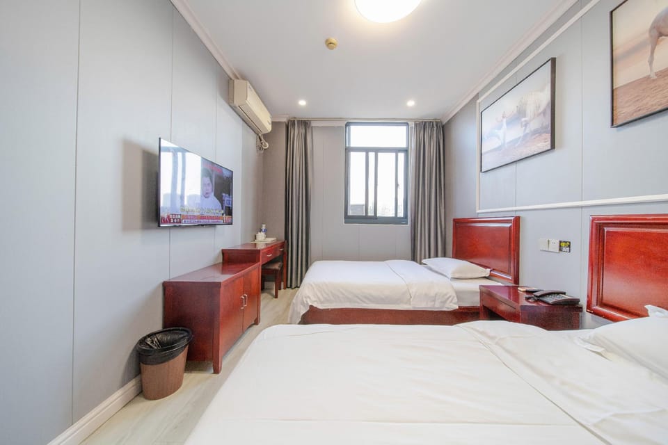 Baiyou Business Hostel Hotel in Shanghai
