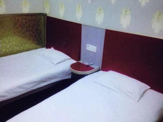 Yihong Hostel Hotel in Shanghai