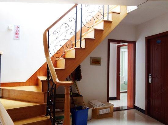 Dongxiang Hostel Hotel in Shanghai