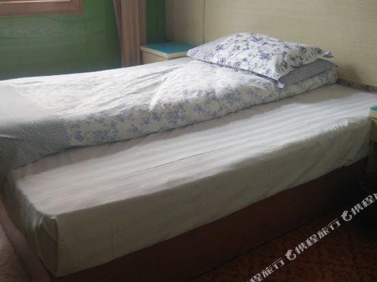 Shunxin Hostel Hotel in Shanghai