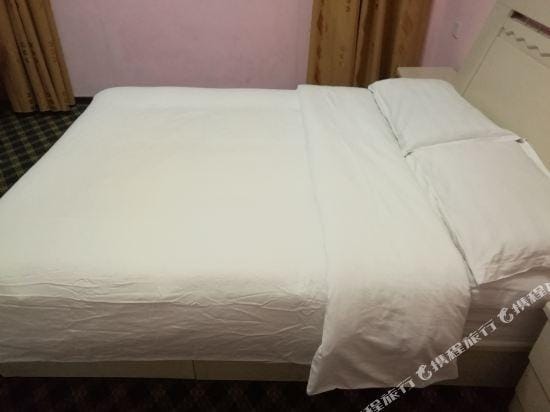 Yijiaqin Motel Hotel in Shanghai