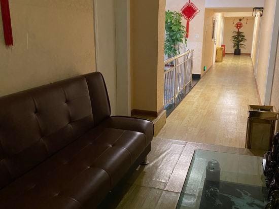 Rongyue Hostel Hotel in Shanghai