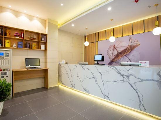 GreenTree Inn Express (Shanghai Zhuanqiao Wanda Plaza) Hotel in Shanghai