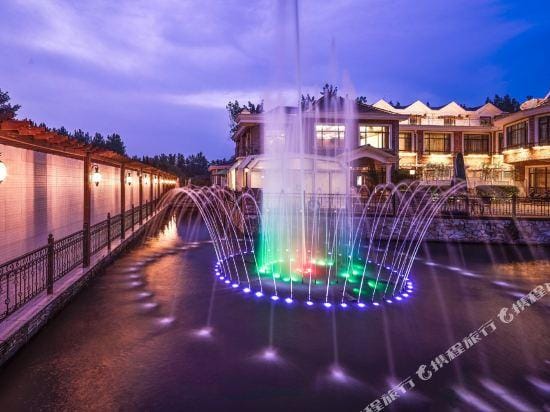 No.39 Holiday Manor Hotel in Shanghai