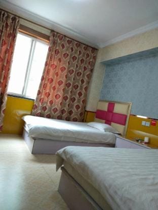 Shanghai Luyuan Hostel Hotel in Shanghai