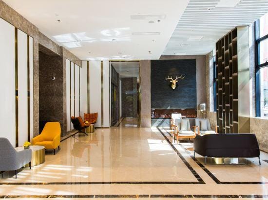 YinTing Plus Hotel (Shanghai Hongqiao International Airport Korean Street ) Hotel in Shanghai