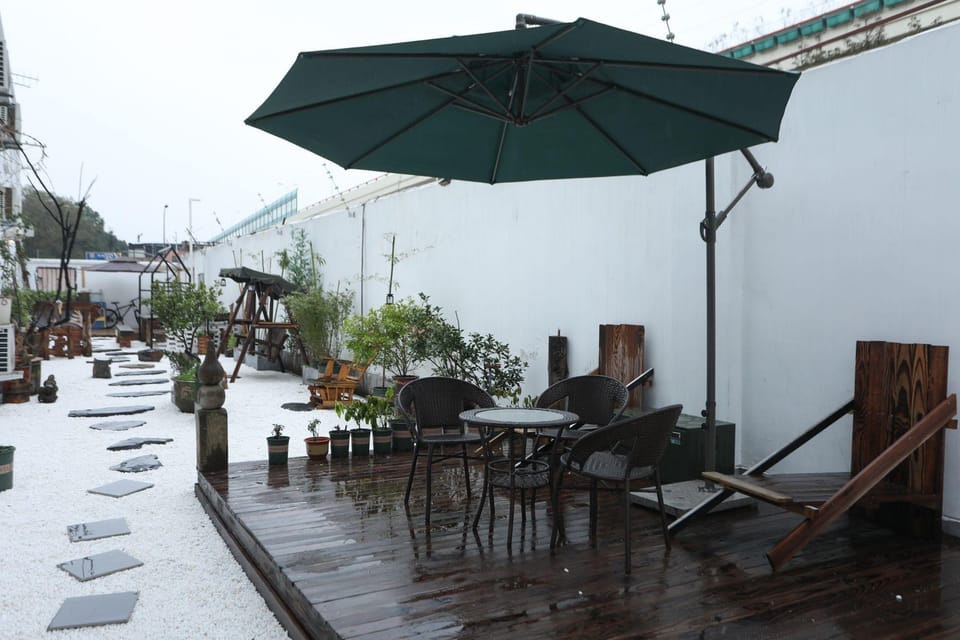 Changqiu International Youth Hostel (Shanghai Hongqiao International Exhibition Center) Hotel in Shanghai