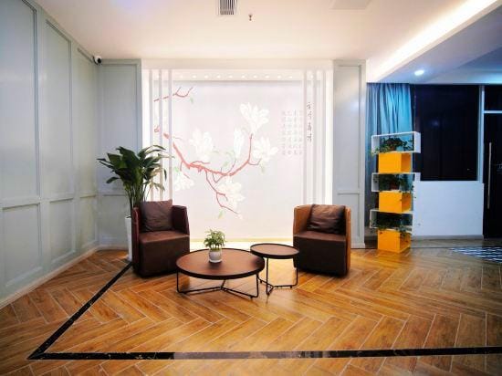 Jinhuangchao Light extravagance Hotel Hotel in Shanghai