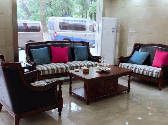 Labor Model Resort Hotel in Shanghai