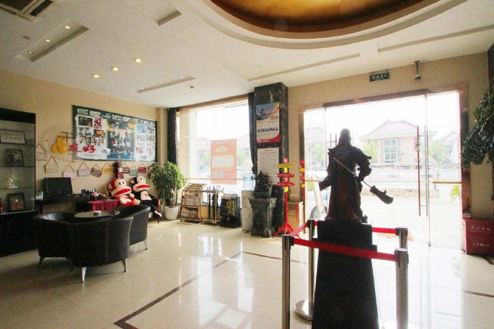 Super 8 Hotel (Shanghai Songjiang Chedun Movie City Nanyao Road) Hotel in Shanghai