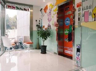 Pod Inn Shanghai Children's Hospital of Fudan University Hotel in Shanghai