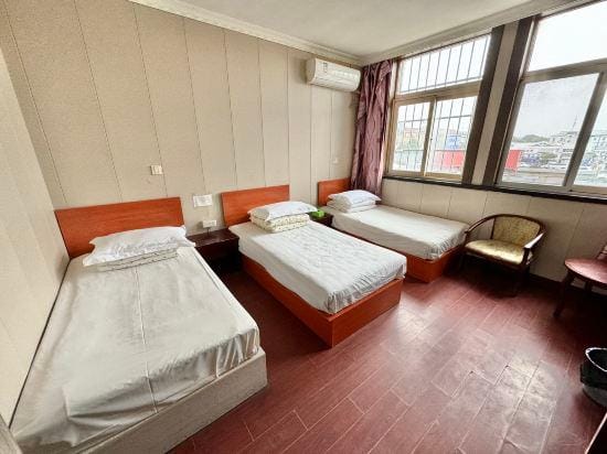 Tianyun Hostel Hotel in Shanghai