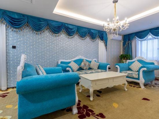 Qianlong Hotel Hotel in Shanghai