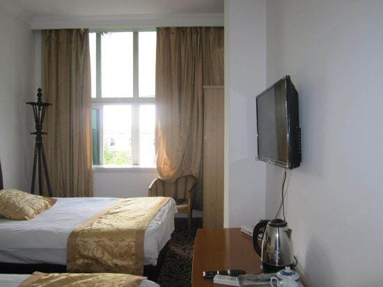 Xingping Hostel Hotel in Shanghai