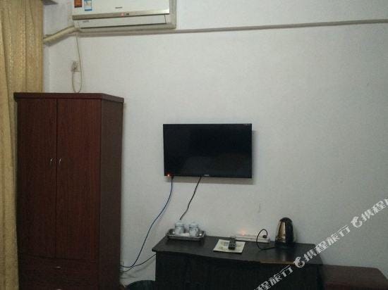 Xingping Hostel Hotel in Shanghai