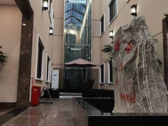 Hancun River Villa Hotel in Beijing