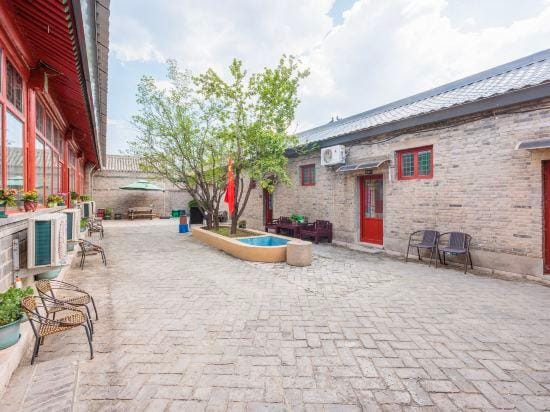 Yimingxiaozhu Guesthouse Hotel in Beijing