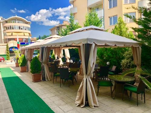 Arena Tarnovo Hotel - Free Private Parking Hotel in Veliko Tarnovo