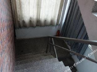 Wanjing Hostel Hotel in Shanghai